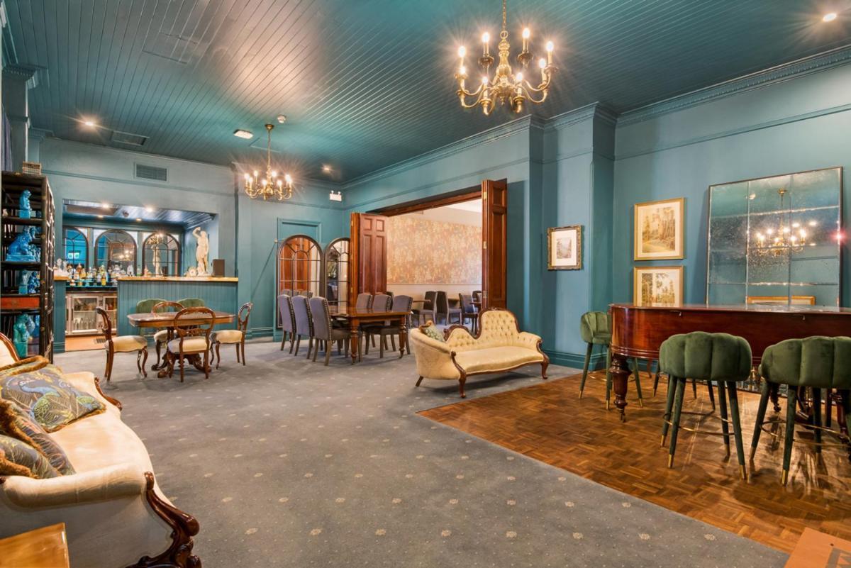 Victoria And Albert Guesthouse Bagian luar foto