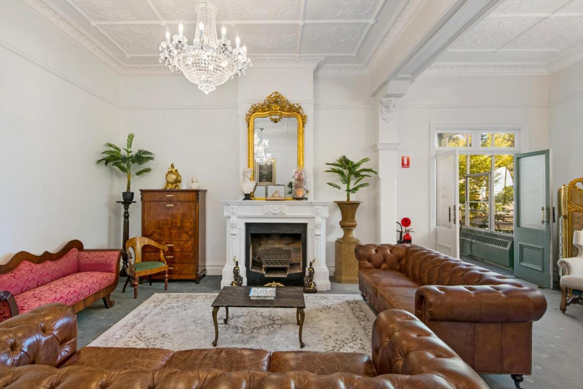 Victoria And Albert Guesthouse Bagian luar foto
