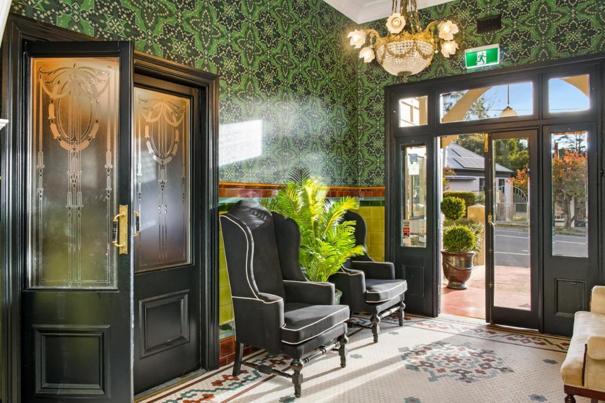 Victoria And Albert Guesthouse Bagian luar foto