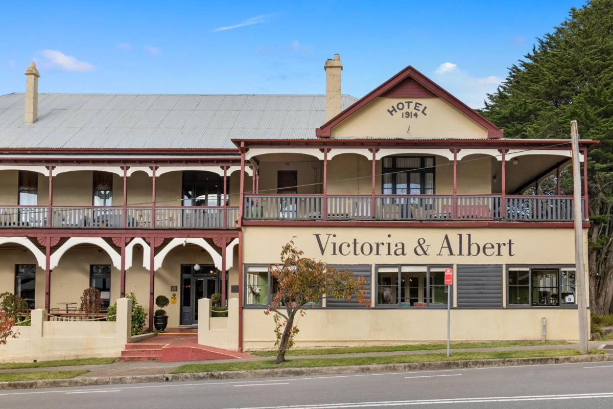 Victoria And Albert Guesthouse Bagian luar foto