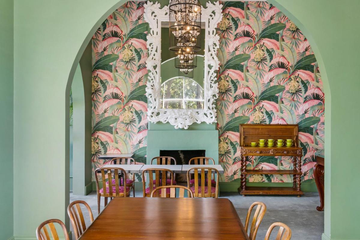 Victoria And Albert Guesthouse Bagian luar foto