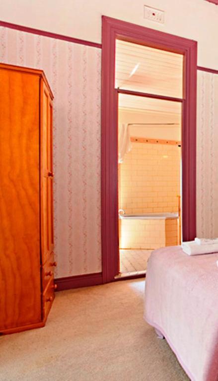 Victoria And Albert Guesthouse Bagian luar foto